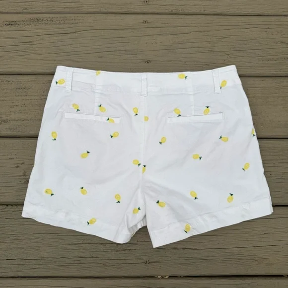 LOFT The Washed Twill Shorts in White Pineapple Print size 2 - Picture 7 of 12